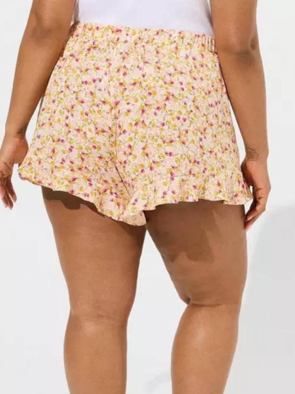Torrid Sunshine Ditsy Floral Gauze Ruffle Shorts Pull-On 2X NWT - Picture 3 of 12